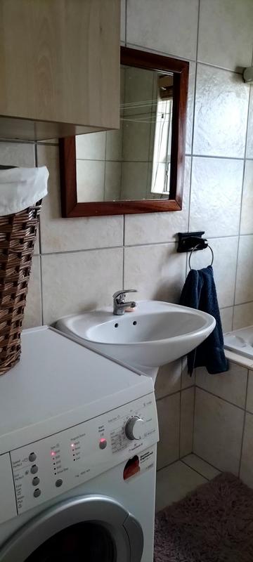 2 Bedroom Property for Sale in Vredekloof Western Cape